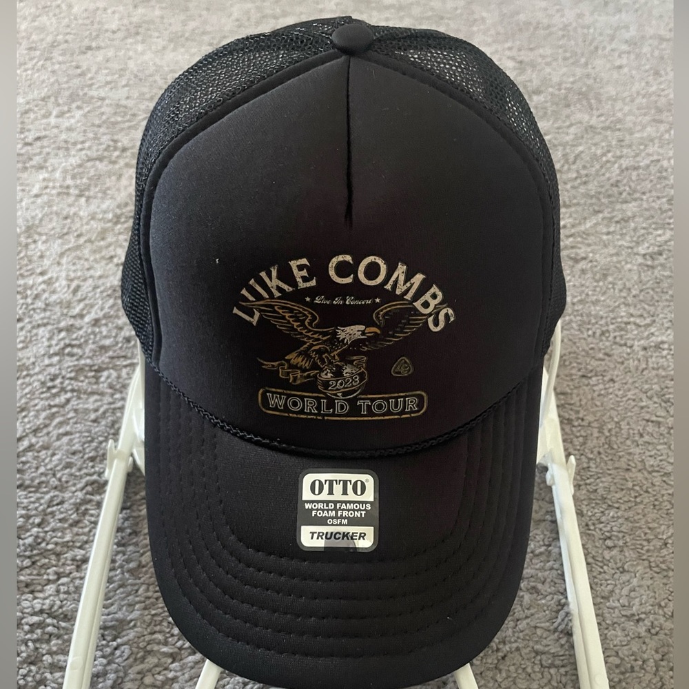 Luke combs hat